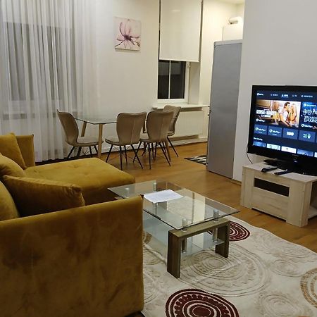 Donelaicio 42 Appartement Kaunas Buitenkant foto