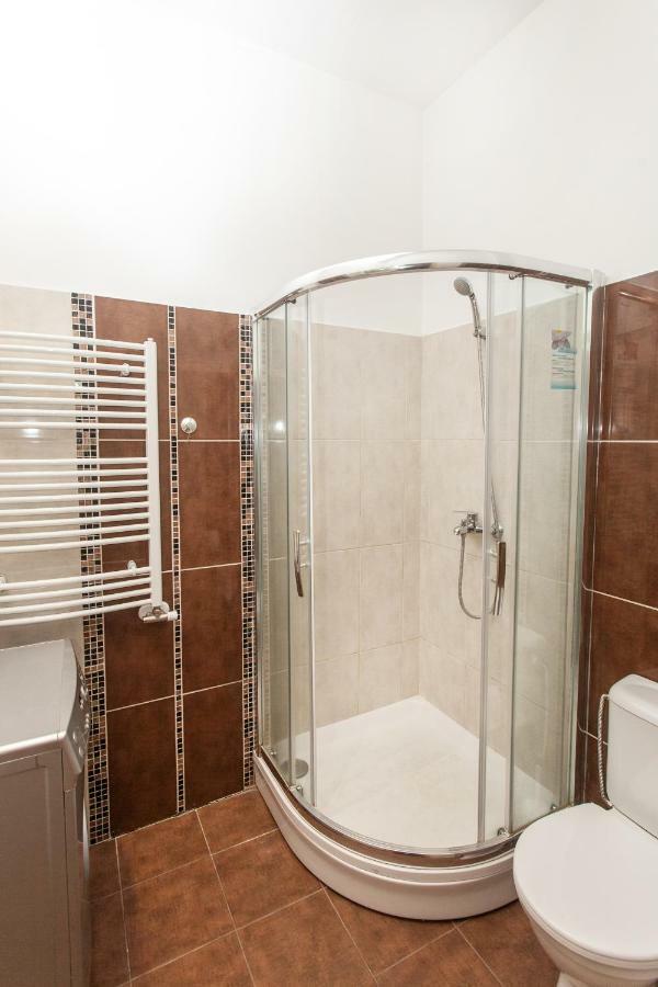 Donelaicio 42 Appartement Kaunas Buitenkant foto